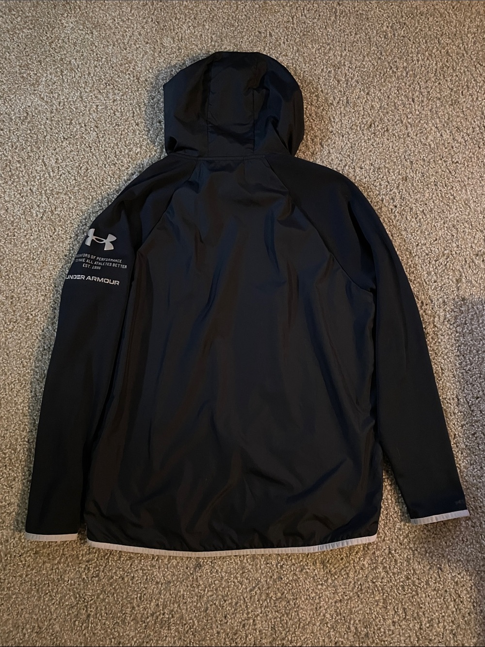 Under Armour Men’s Fall Cold Gear Black Hooded Full-Zip Jacket - Picture 5 of 5